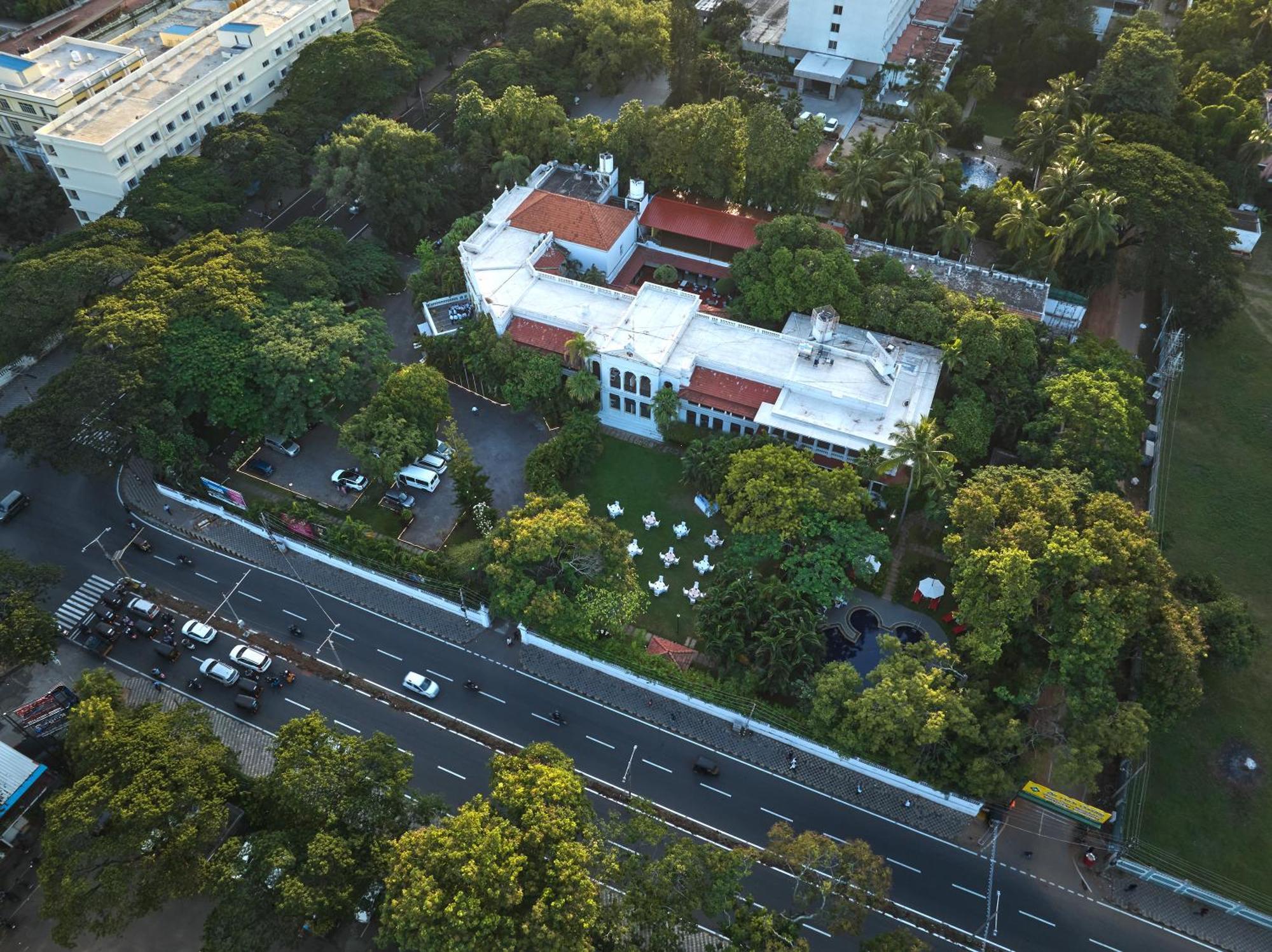 Royal Orchid Metropole Майсур Экстерьер фото